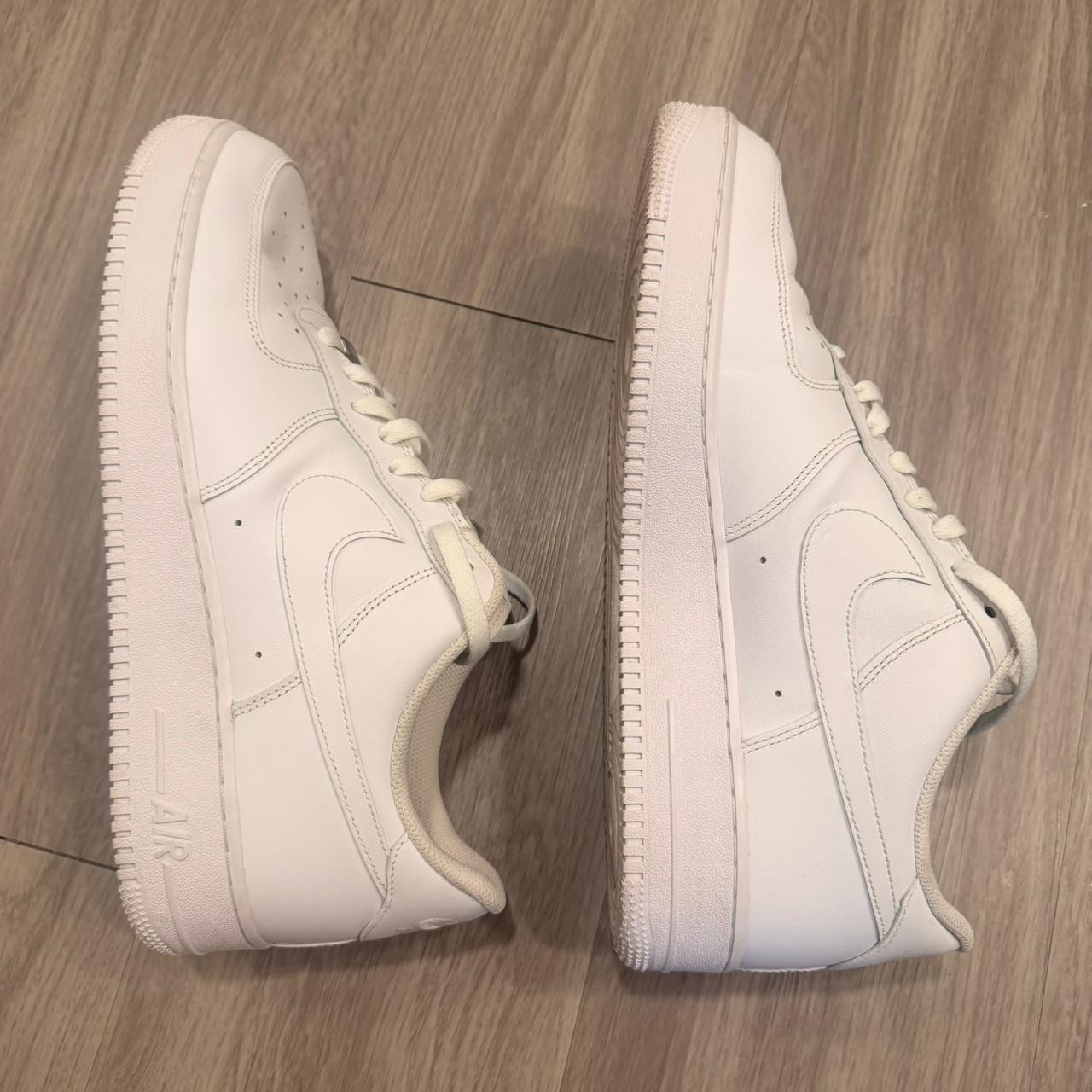 nike air force 1 low triple white cw2288 111 men's size 13 white sneakers shoes nike air force 1 low triple white cw2288 111 men's size 13 white sneakers shoes