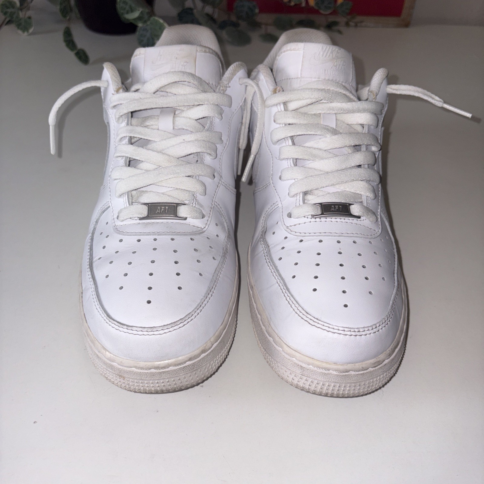 nike air force 1 low triple white mens size 10.5 cw2288 nike air force 1 low triple white mens size 10.5 cw2288