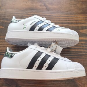 adidas minecraft superstar jq8749 white black green men's athletic sneaker 6.5y