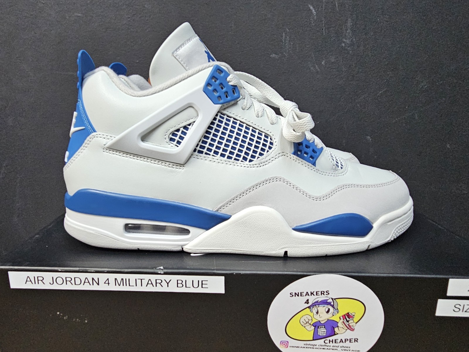 size 11 air jordan 4 retro 2024 military blue brand new in box 🔥 size 11 air jordan 4 retro 2024 military blue brand new in box 🔥