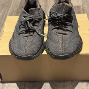 preowned fair condition adidas yeezy 350 black reflective size 9 100% authentic