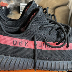 adidas yeezy 350 v2 core black/red sneakers men's size u.s. 11