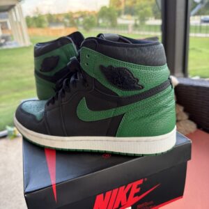 air jordan 1 men's sneakers retro high og, pine green/black, size 11