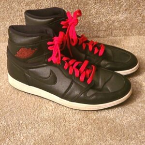 nike air jordan retro 1 high "black satin gym red" men's size 10 555088 060
