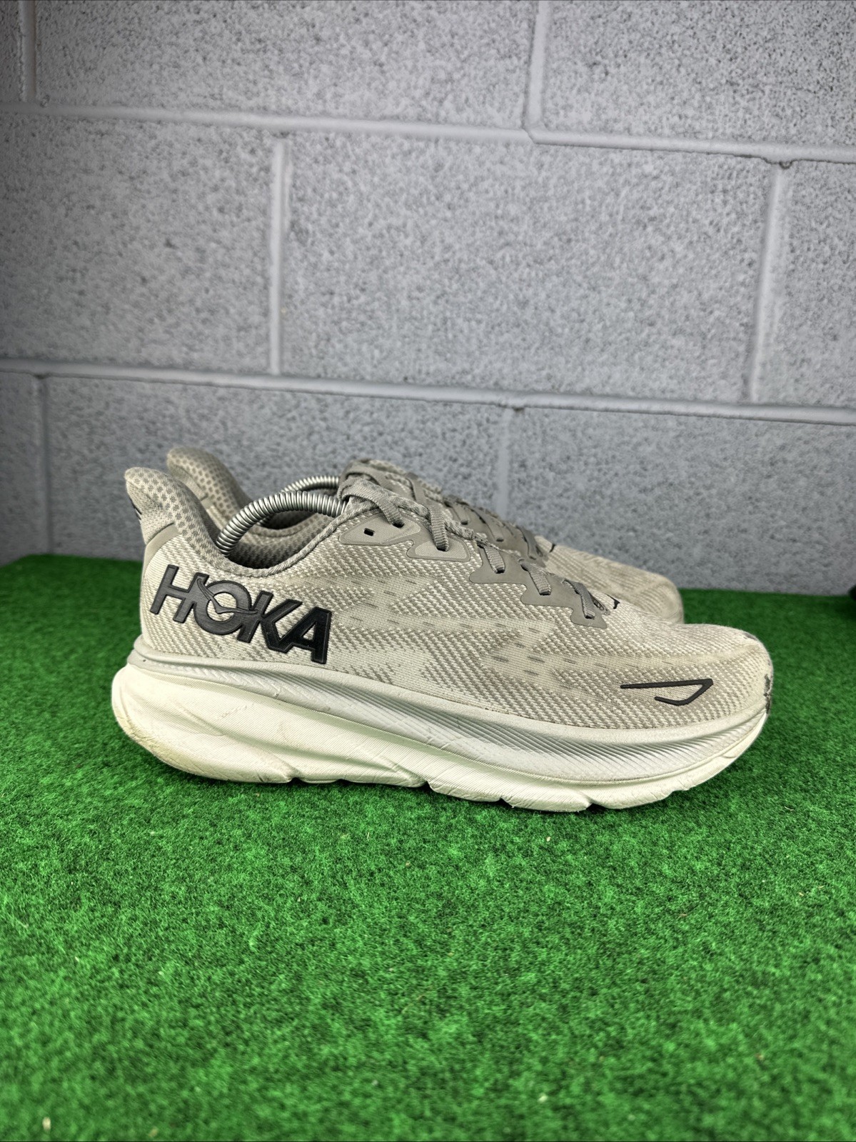 size 11 hoka one one hoka clifton 9 harbor mist black size 11 hoka one one hoka clifton 9 harbor mist black