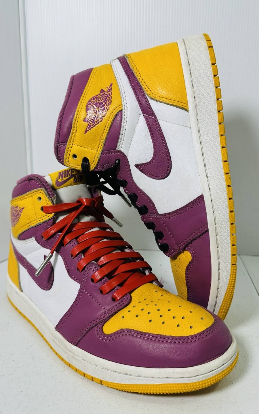 jordan air jordan 1 retro high og brotherhood bordeaux high top 555088 706 jordan air jordan 1 retro high og brotherhood bordeaux high top 555088 706