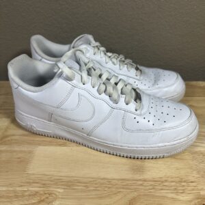 nike air force 1 af1 low triple white sneakers shoes cw2288 111 men size 10.5
