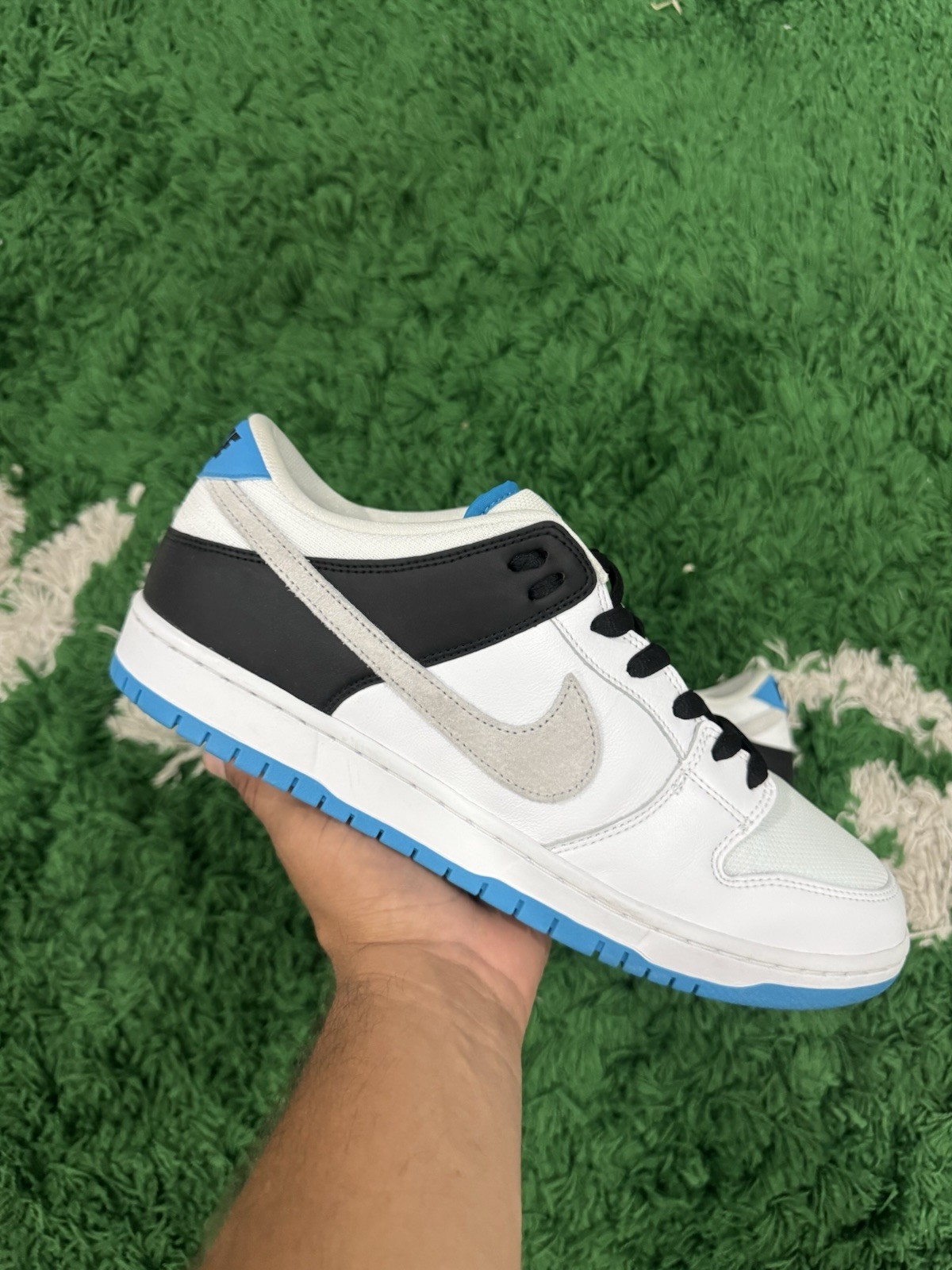 nike sb dunk low laser blue‼️ size 12m‼️ no box 📦❌ super clean 🧼‼️ nike sb dunk low laser blue‼️ size 12m‼️ no box 📦❌ super clean 🧼‼️
