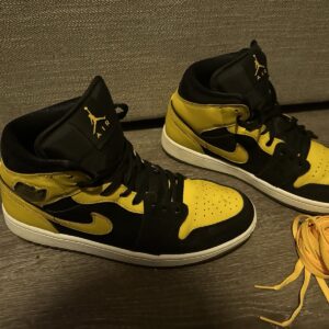 jordan air jordan 1 mid yellow/black leather high top men's sneaker