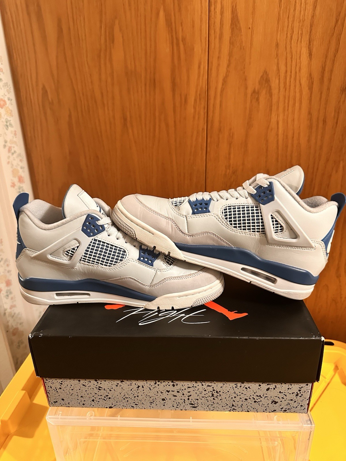 jordan air jordan 4 retro fv5029 141 off white/military blue men's sneakers 2024 jordan air jordan 4 retro fv5029 141 off white/military blue men's sneakers 2024