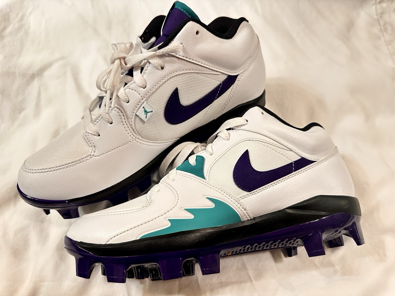 nike jordan stadium 90 low mcs shoes white/grape ice hq0211 105 men’s size 8.5 nike jordan stadium 90 low mcs shoes white/grape ice hq0211 105 men’s size 8.5