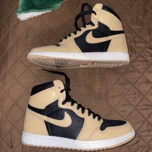 nike air jordan 1 retro high og heirloom 555088 202 men’s size 9 pre owned vnds