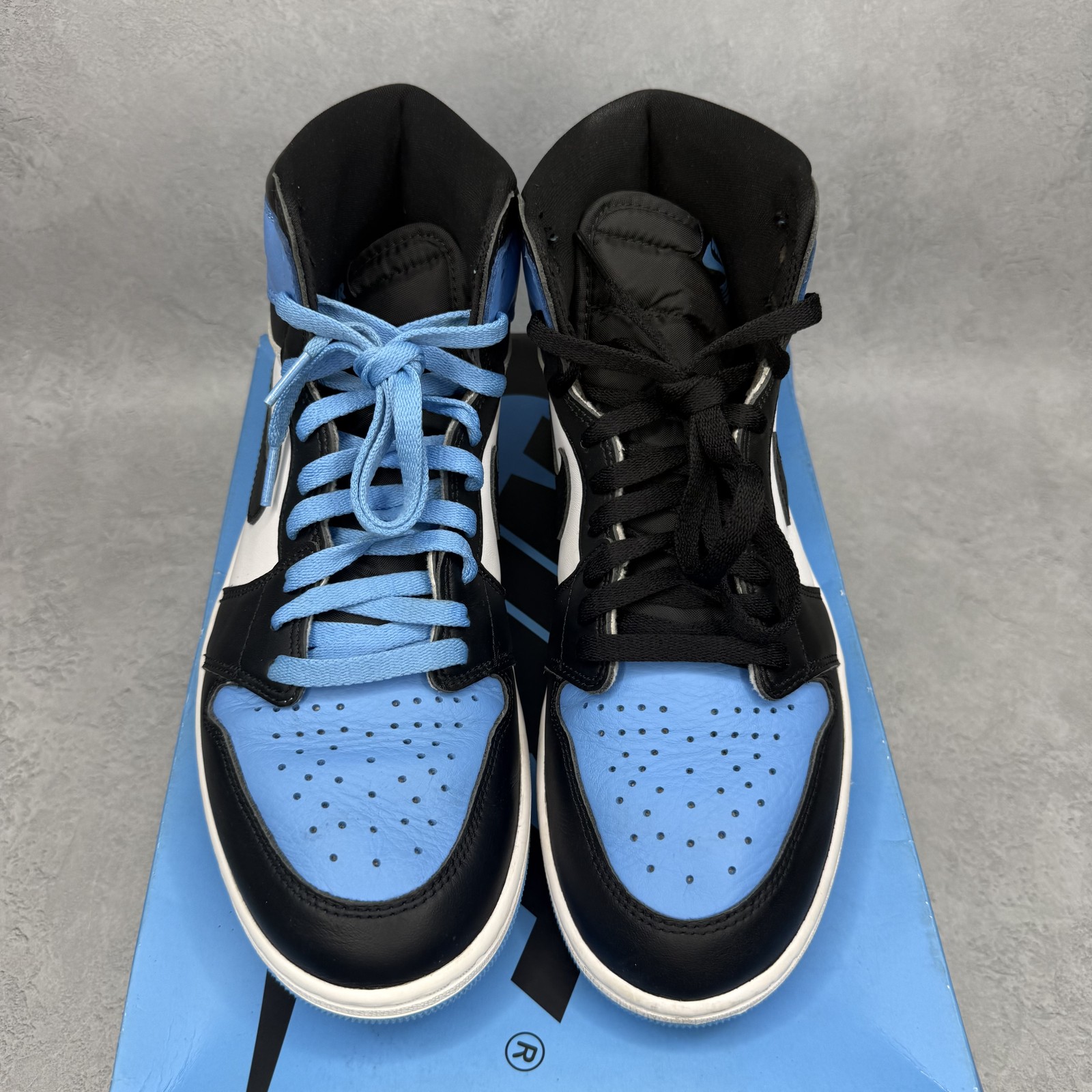 size 11m/12.5w jordan 1 retro high og unc toe *pre owned* size 11 dz5485 400 p size 11m/12.5w jordan 1 retro high og unc toe *pre owned* size 11 dz5485 400 p