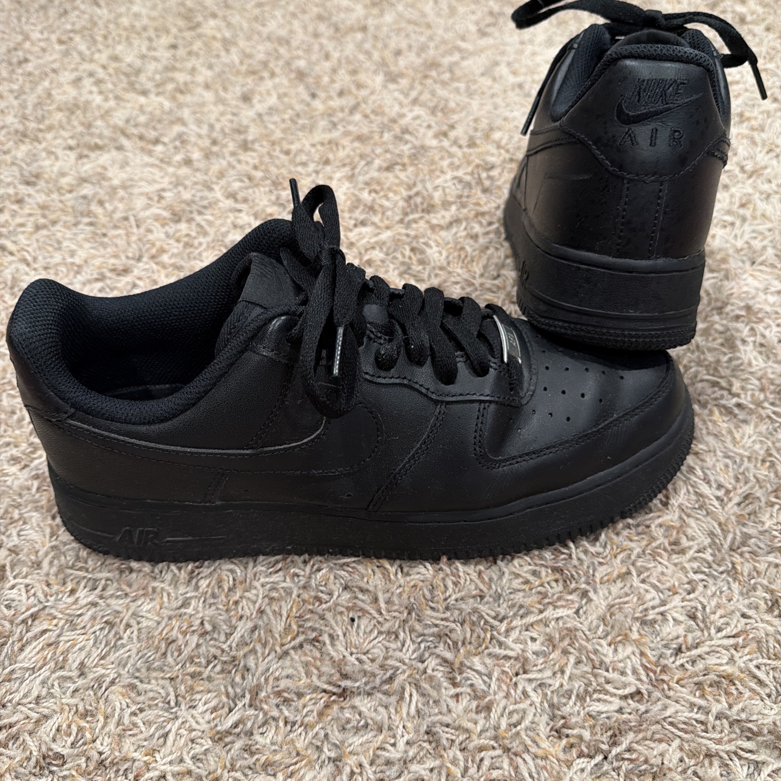 nike af1 air force 1 low ‘07 “triple black” leather #cw2288 001 men's sz 10 nike af1 air force 1 low ‘07 “triple black” leather #cw2288 001 men's sz 10