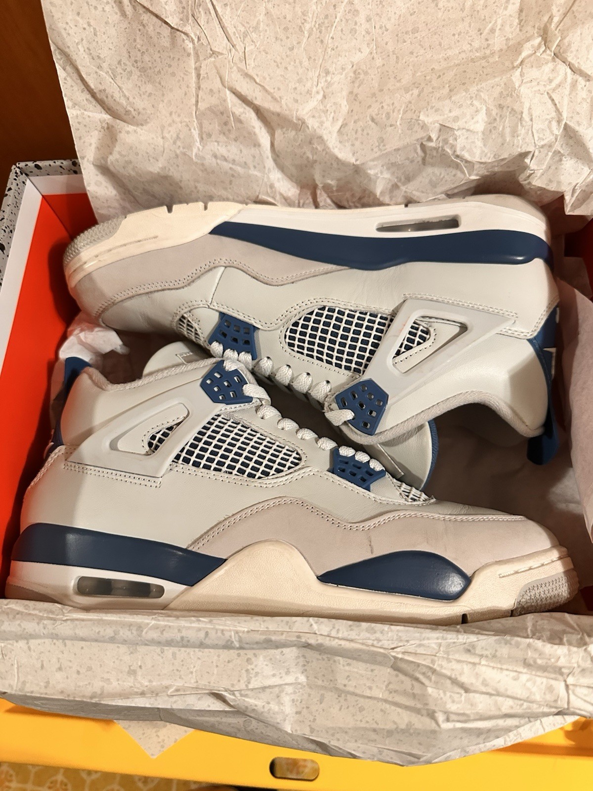 jordan air jordan 4 retro fv5029 141 off white/military blue men's sneakers 2024 jordan air jordan 4 retro fv5029 141 off white/military blue men's sneakers 2024