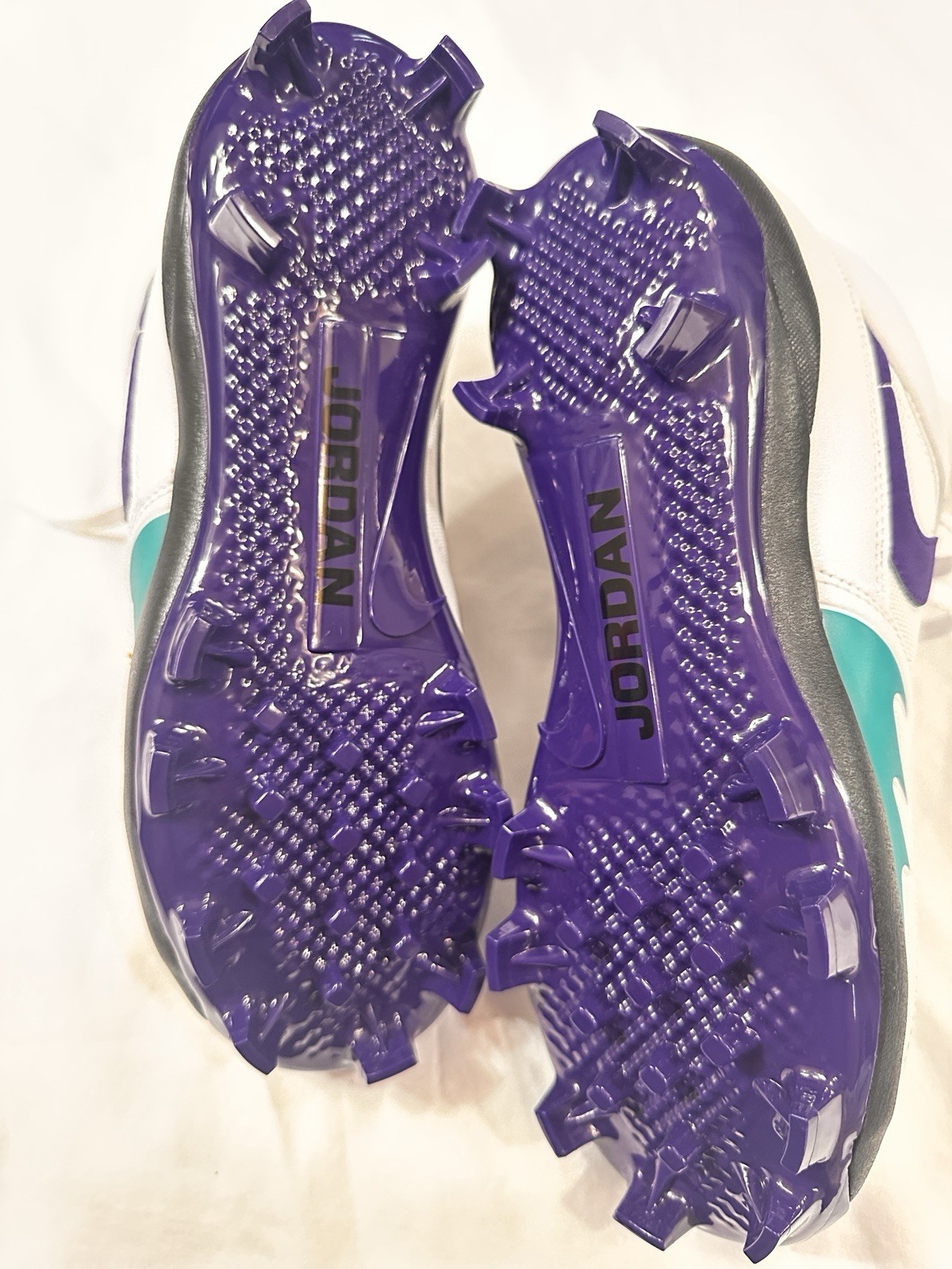 nike jordan stadium 90 low mcs shoes white/grape ice hq0211 105 men’s size 8.5 nike jordan stadium 90 low mcs shoes white/grape ice hq0211 105 men’s size 8.5