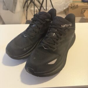 hoka clifton 9 gtx gore tex size 11 black/black 1127896