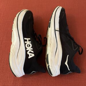 hoka one one clifton 10 road running shoes sneakers 1162030 black white mens 11d
