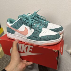 nike dunk low snakeskin washed teal coral athletic shoes us 12 men's dr8577 300
