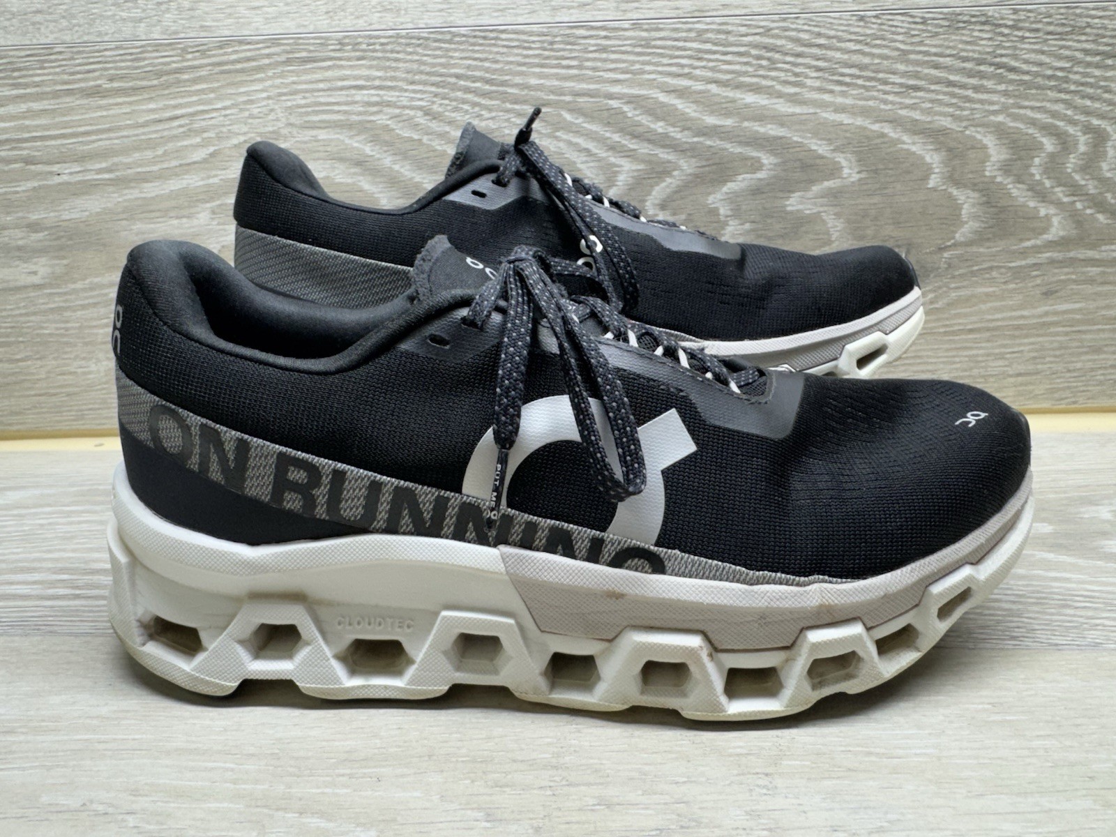 on running cloudmonster 2 men’s 8.5 black white running shoes sneakers trainer on running cloudmonster 2 men’s 8.5 black white running shoes sneakers trainer
