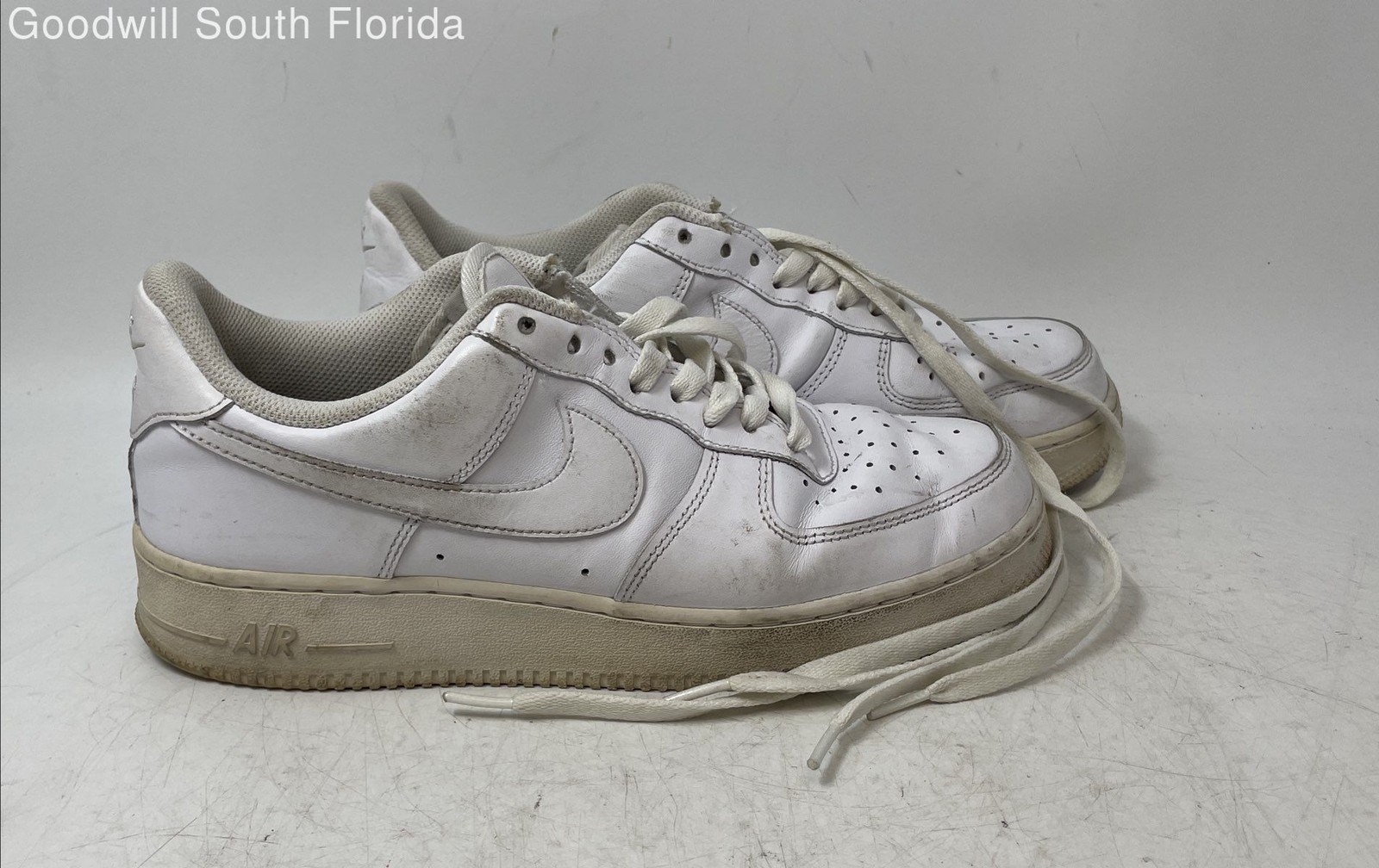 nike mens air force 1 '07 cw2288 111 white round toe lace up sneaker shoes sz 9 nike mens air force 1 '07 cw2288 111 white round toe lace up sneaker shoes sz 9