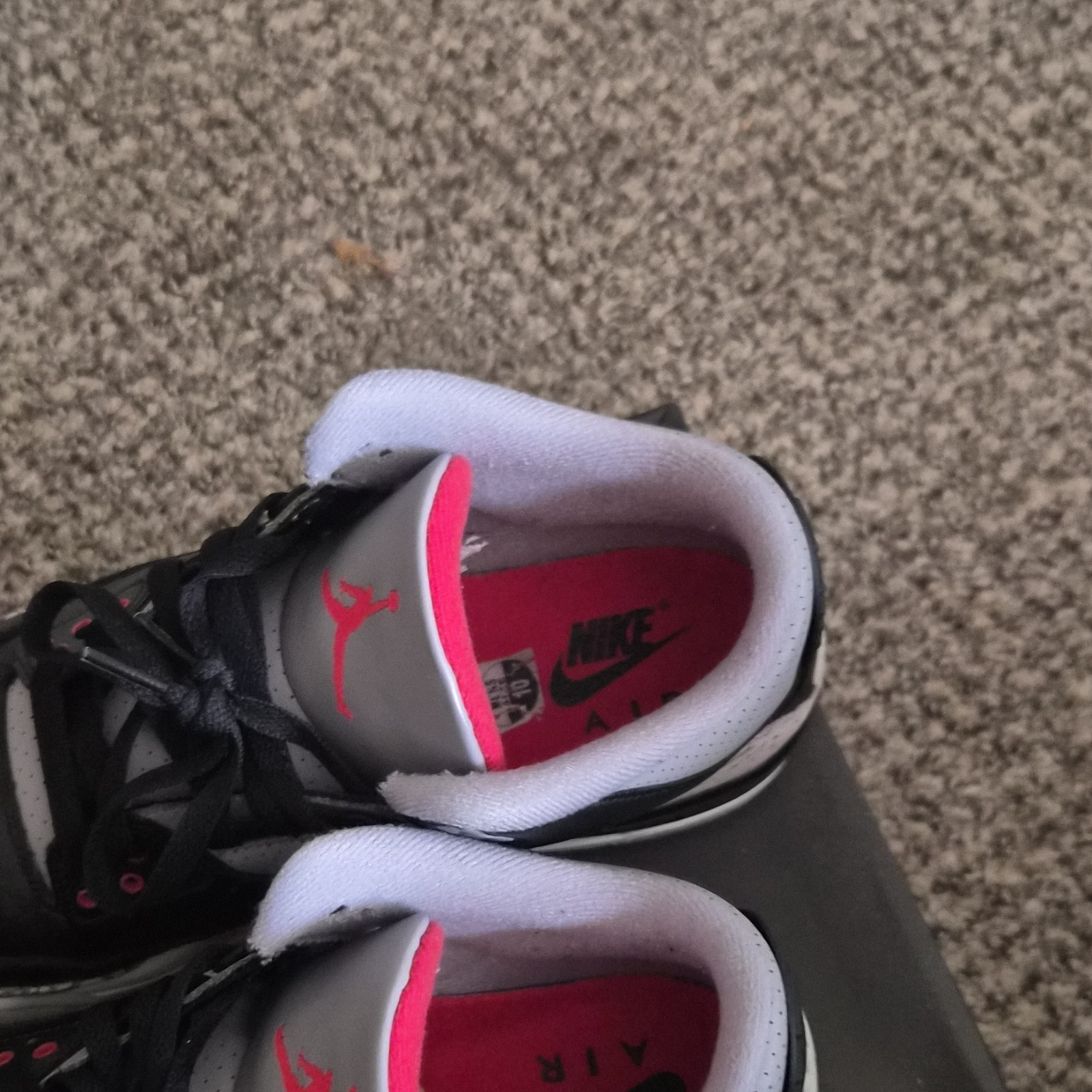 jordan air jordan 3 retro og 2024 black fire red cement grey dn3707 010 men's jordan air jordan 3 retro og 2024 black fire red cement grey dn3707 010 men's