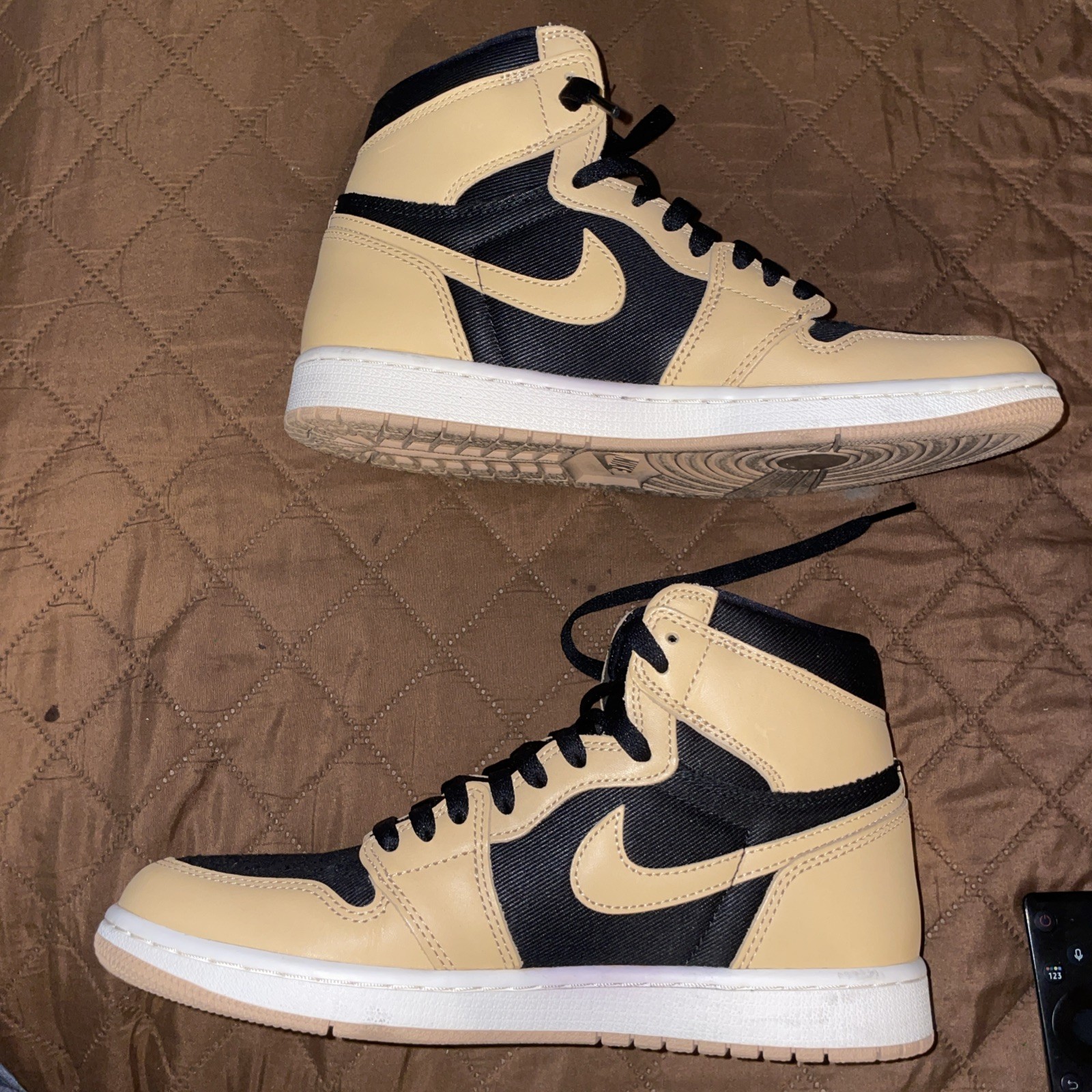 nike air jordan 1 retro high og heirloom 555088 202 men’s size 9 pre owned vnds nike air jordan 1 retro high og heirloom 555088 202 men’s size 9 pre owned vnds