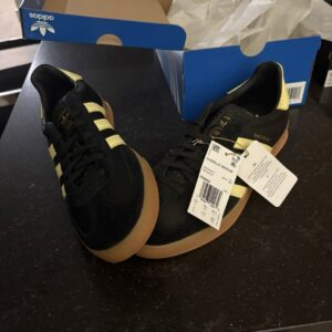 adidas gazelle indoor black almost yellow gum size 9 ig4999