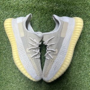 adidas yeezy 350 v2 cream/triple white size 10.5