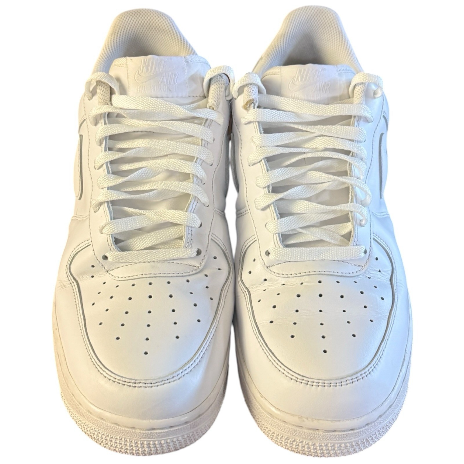 nike air force 1 low sneakers shoes size 11 triple white cw2288 111 '07 nike air force 1 low sneakers shoes size 11 triple white cw2288 111 '07