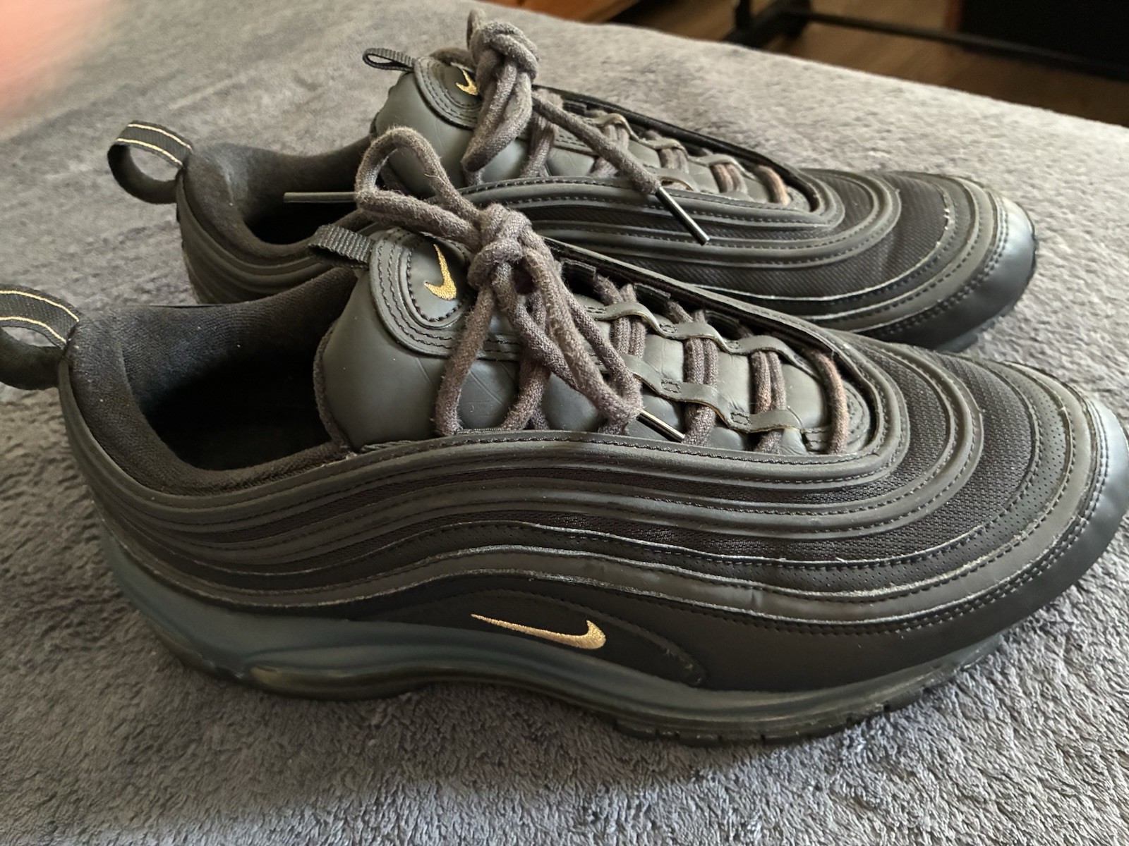 air max 97 metallic black air max 97 metallic black
