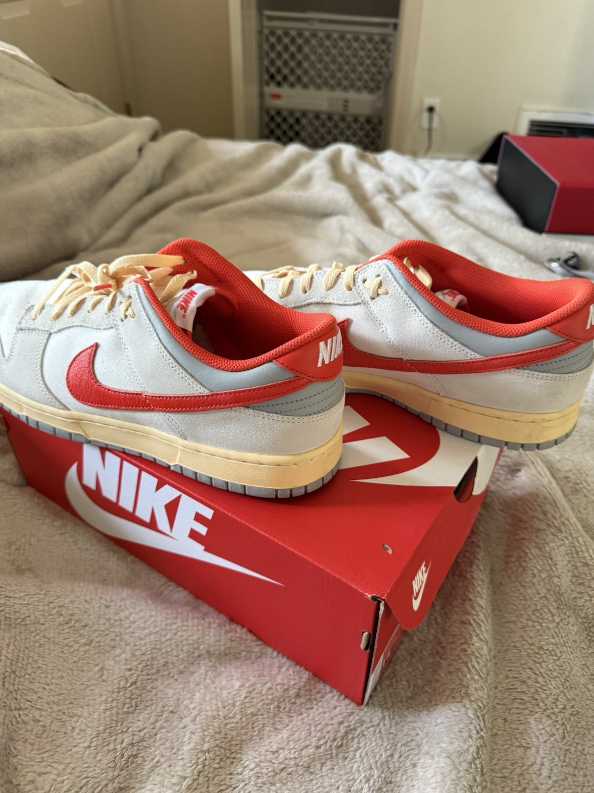 nike dunk low retro white red dd1391 100 men's low top sneakers nike dunk low retro white red dd1391 100 men's low top sneakers