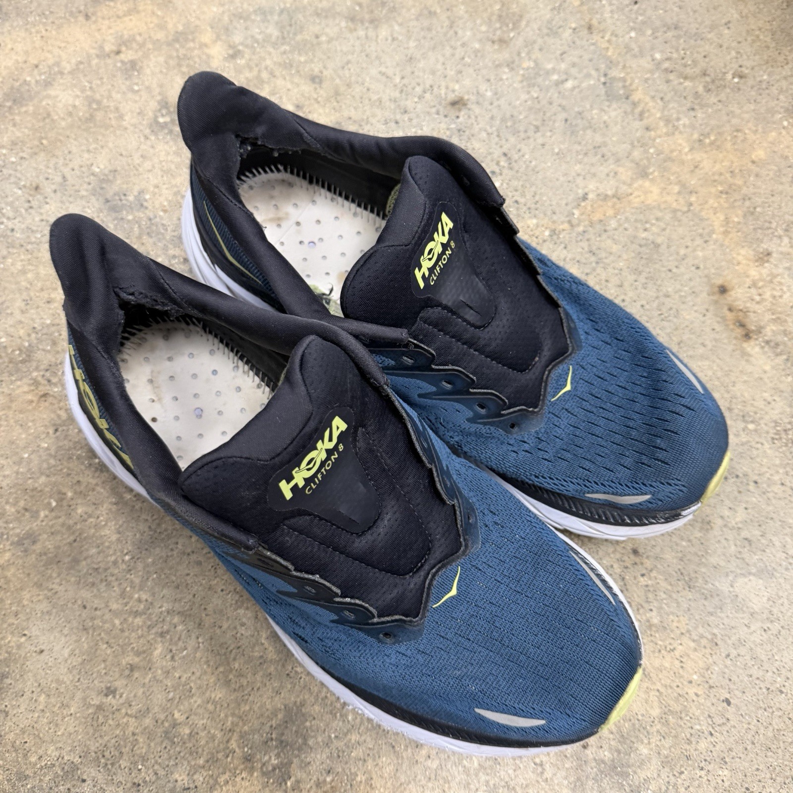 hoka one one clifton 8 blue coral mens 9 d shoes 1119393 bcbt *no insoles flaws* hoka one one clifton 8 blue coral mens 9 d shoes 1119393 bcbt *no insoles flaws*