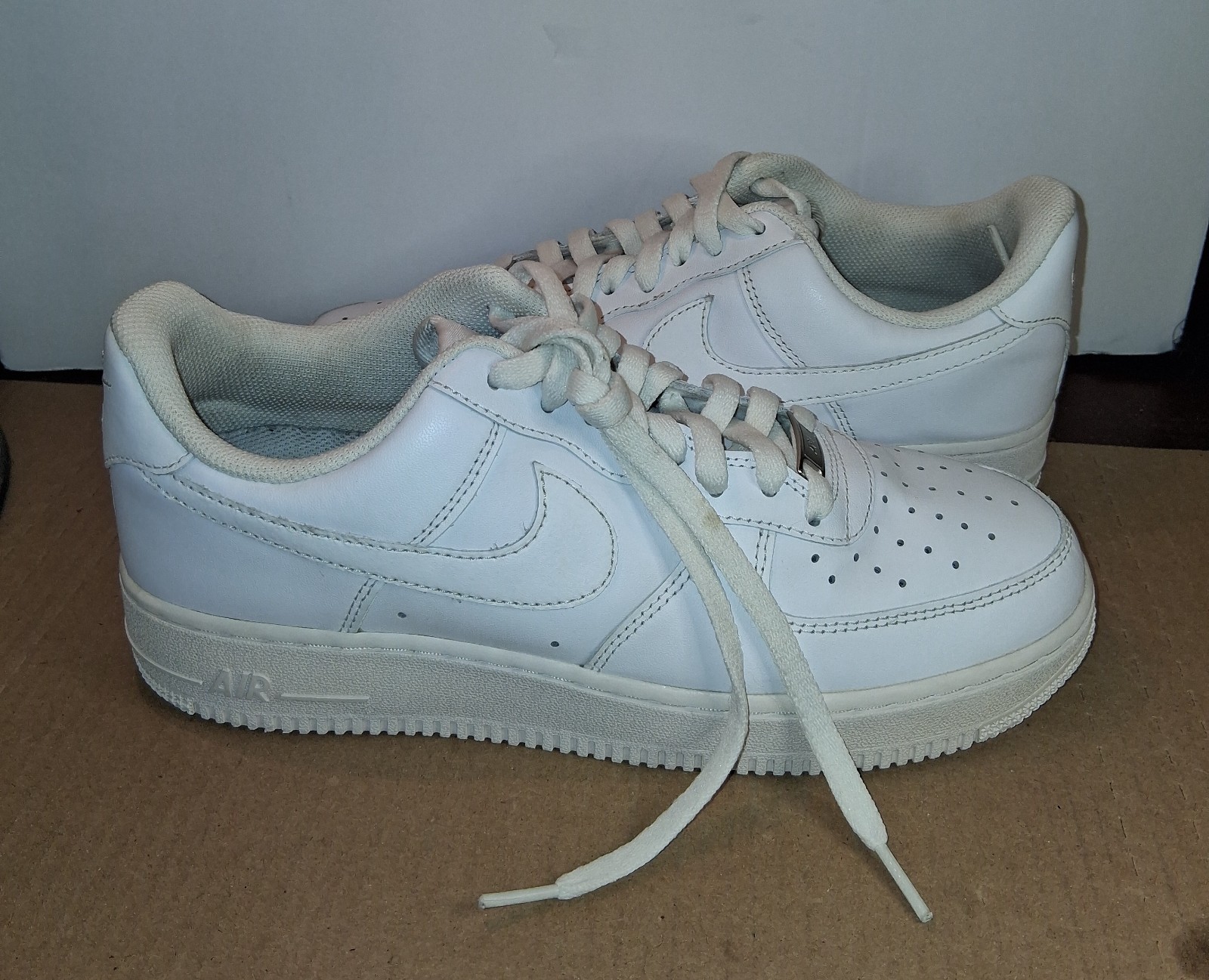 nike air force 1 low, cw2288 111, triple white, men's size 9 nike air force 1 low, cw2288 111, triple white, men's size 9