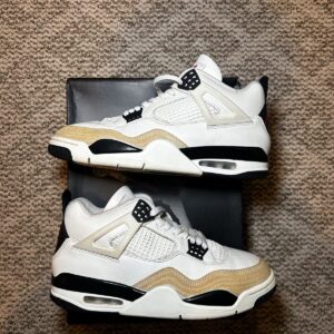 air jordan 4 flight club men’s size 10 with box