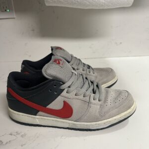 2013 nike dunk sb low 304292 064 medium grey red