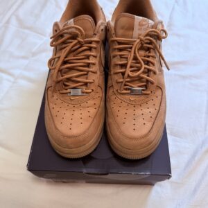 nike supreme air force 1 low men's size 10 brown, pre owned with box