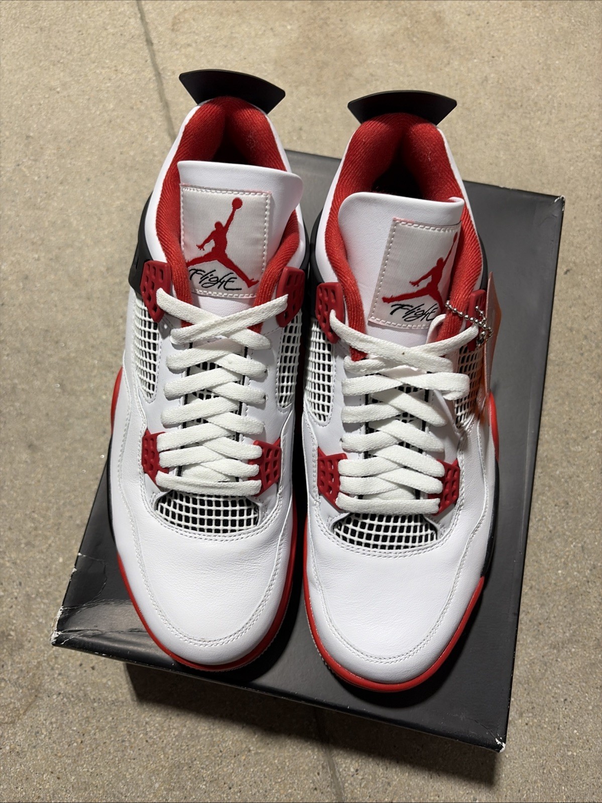 size 11 us jordan 4 retro fire red ds ships today size 11 us jordan 4 retro fire red ds ships today