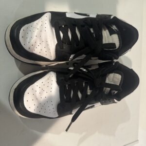 nike dunk low retro used white black size 9.5