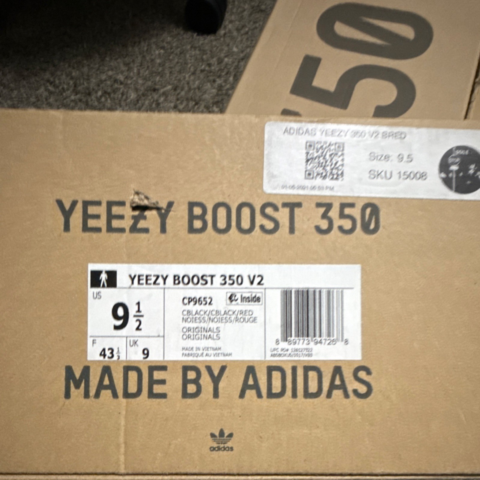adidas yeezy boost 350 v2 bred cp9652 black red 2017 men's low top sneaker adidas yeezy boost 350 v2 bred cp9652 black red 2017 men's low top sneaker