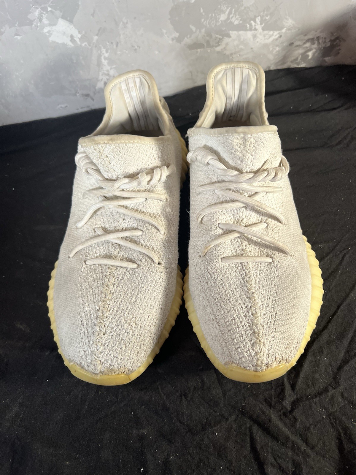 size 10 adidas yeezy boost 350 v2 low cream white / triple white size 10 adidas yeezy boost 350 v2 low cream white / triple white