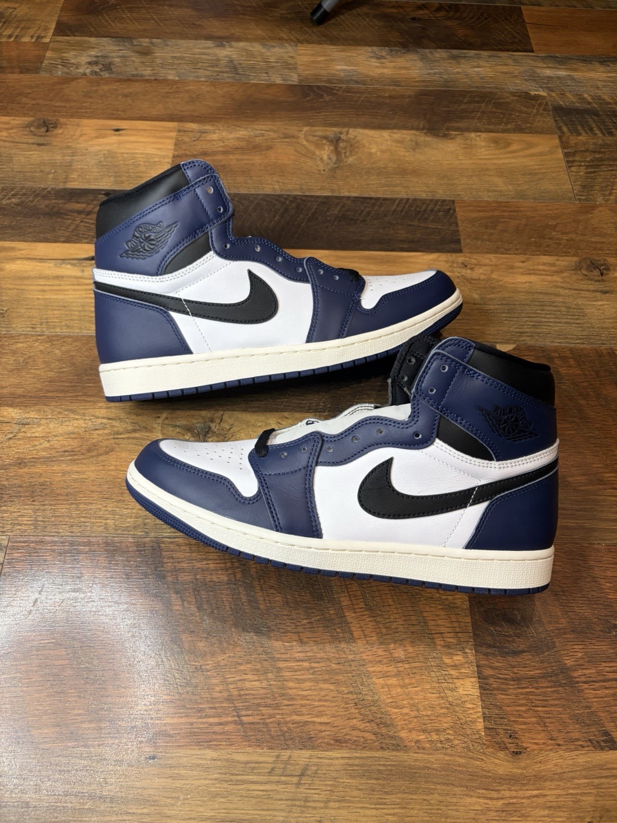 air jordan 1 retro high og midnight navy/black white sail size 11men dz5485 401 air jordan 1 retro high og midnight navy/black white sail size 11men dz5485 401