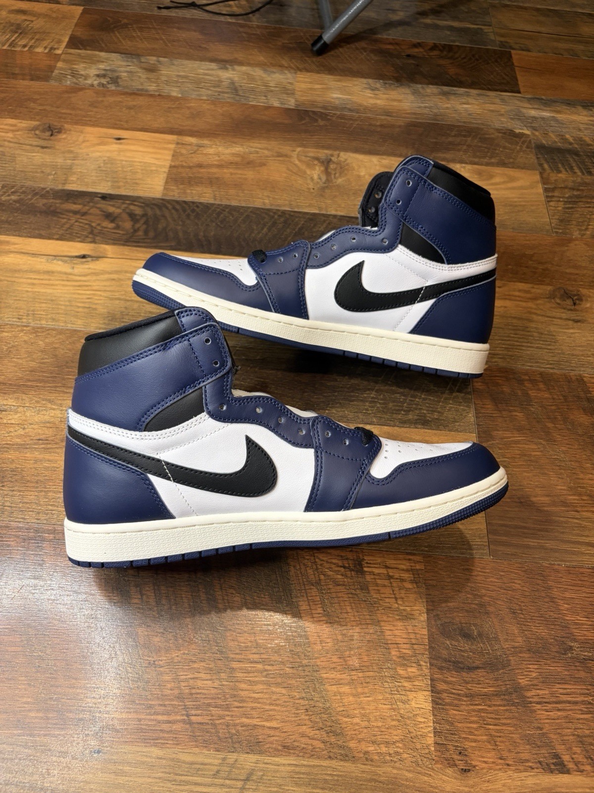 air jordan 1 retro high og midnight navy/black white sail size 11men dz5485 401 air jordan 1 retro high og midnight navy/black white sail size 11men dz5485 401