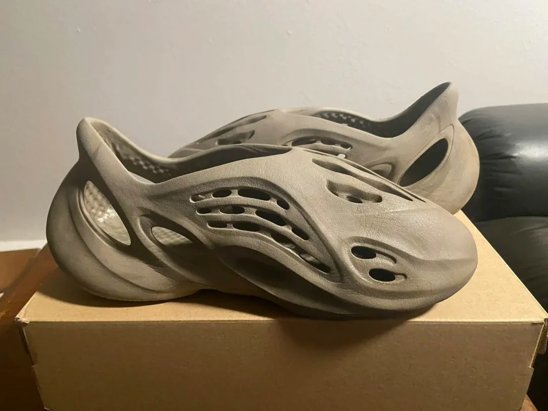 size 13 yeezy foam runner rnnr stone sage size 13 yeezy foam runner rnnr stone sage