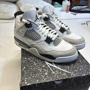 jordan 4 blk / white dh6927111