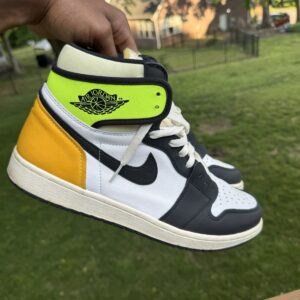 jordan 1 retro high “white black volt university gold” soze 12 men’s sneaker