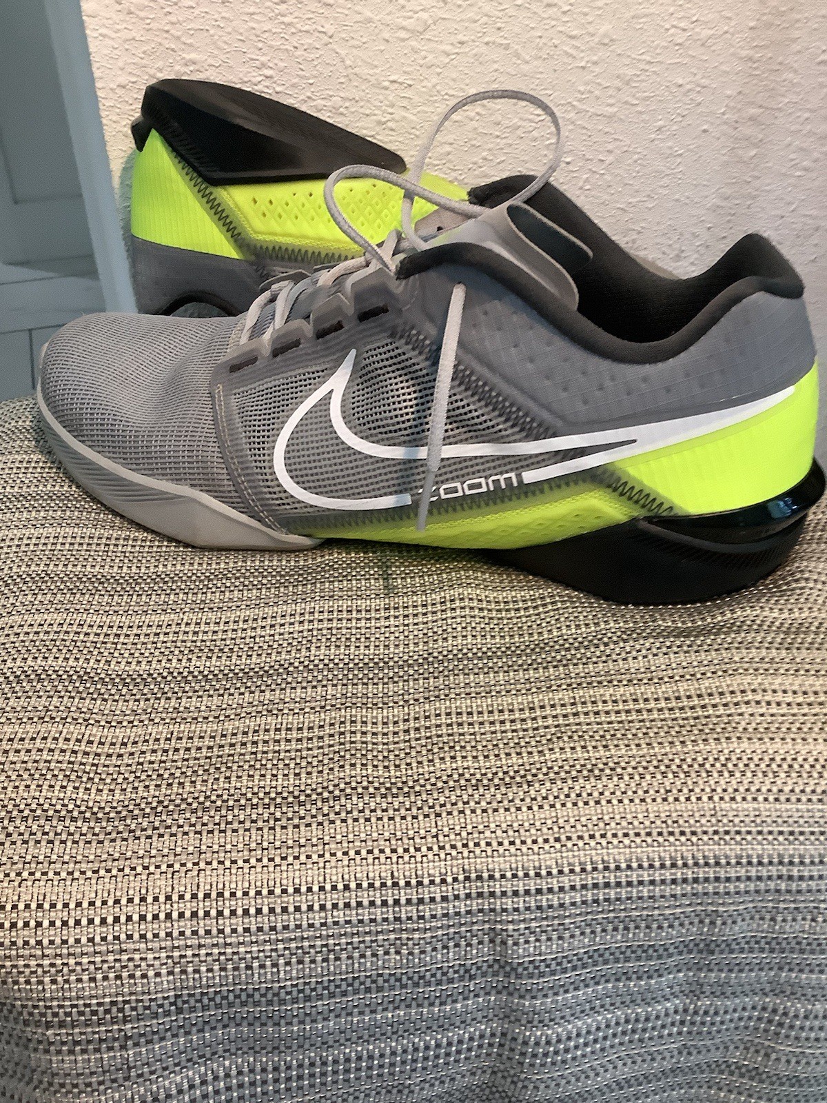 nike zoom metcon turbo 2 training shoes wolf grey volt dh3392 001 mens 11.5. nike zoom metcon turbo 2 training shoes wolf grey volt dh3392 001 mens 11.5.