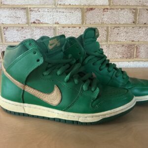 green/gold nike sb dunks high men’s/youth size 7 used no insoles