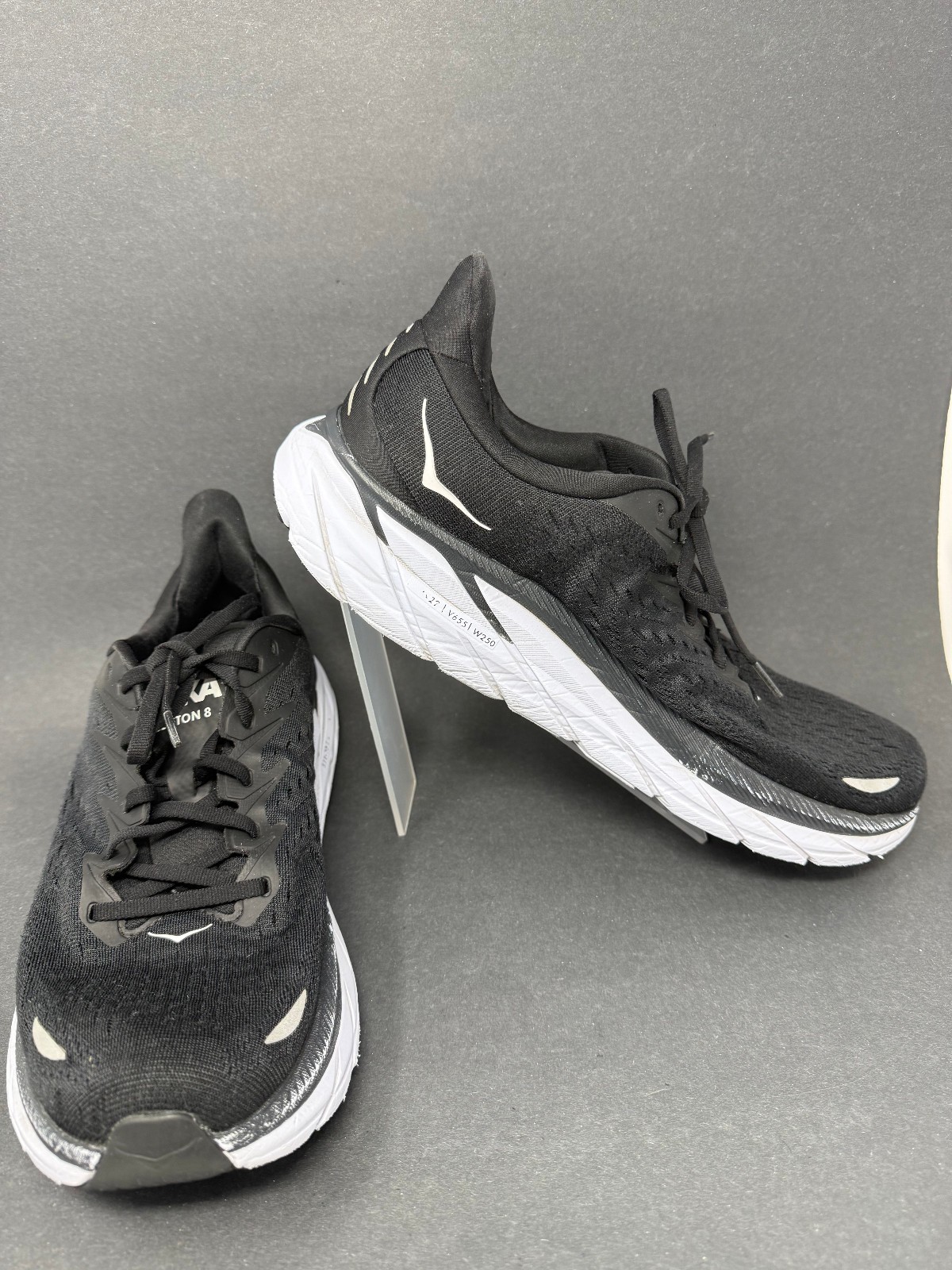 hoka one one clifton 8 black white athletic running shoes 1119393 mens 11 d hoka one one clifton 8 black white athletic running shoes 1119393 mens 11 d