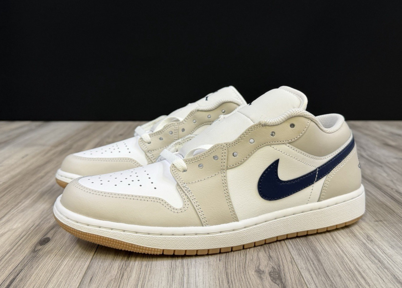 nike air jordan 1 low georgetown midnight navy neutral grey 553558 146 mens 9.5 nike air jordan 1 low georgetown midnight navy neutral grey 553558 146 mens 9.5
